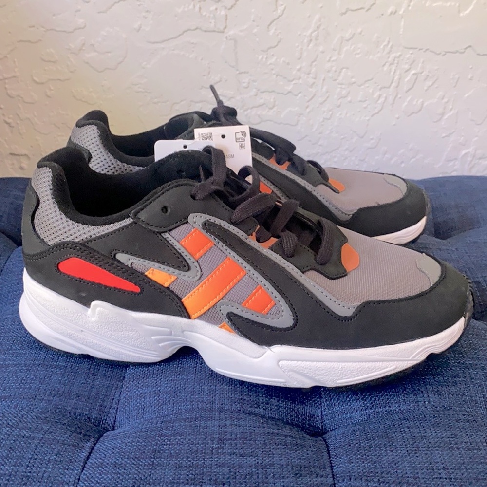 Men Adidas Size 8